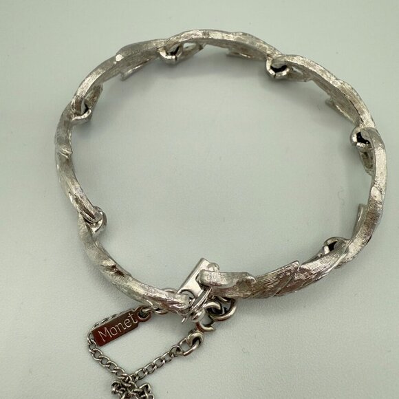 Vintage Monet Brushed Silver Leaf Design Bracelet with Safety Clasp - Picture 4 of 16
